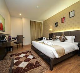 Wintergreen Double Room
